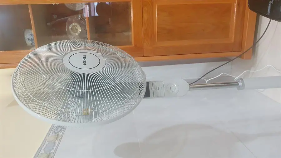 Khách hàng review Quạt đứng Toshiba 5 cánh F-LSA20(H)VN 60W 21