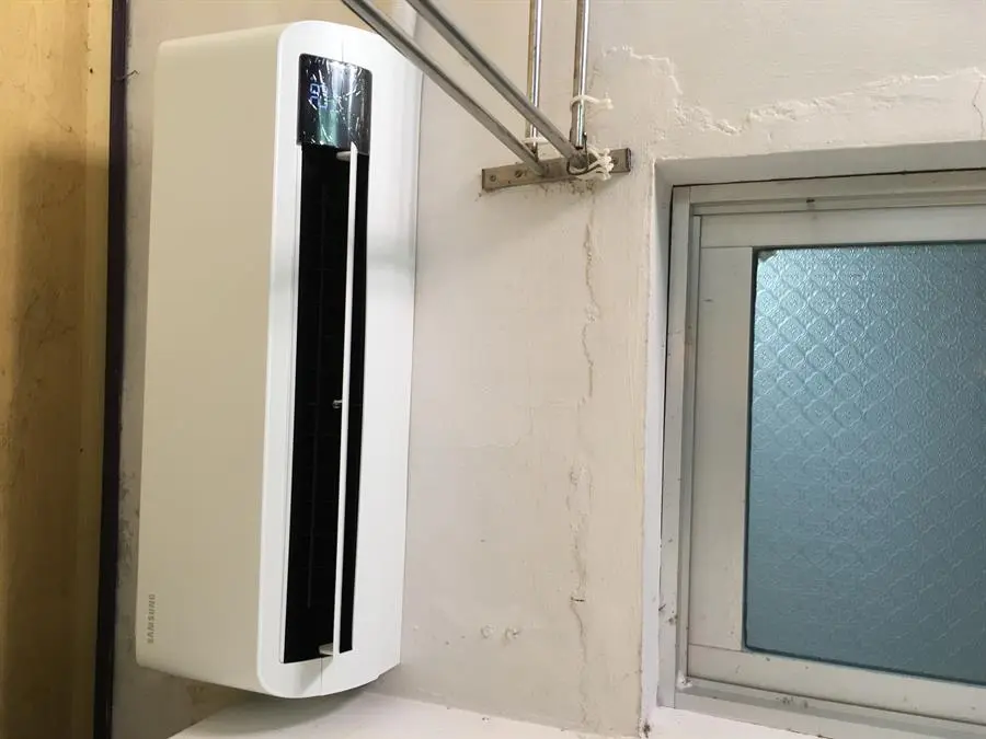 Khách hàng review Máy lạnh Samsung Inverter 1.5 HP AR13TYHYCWKNSV 12