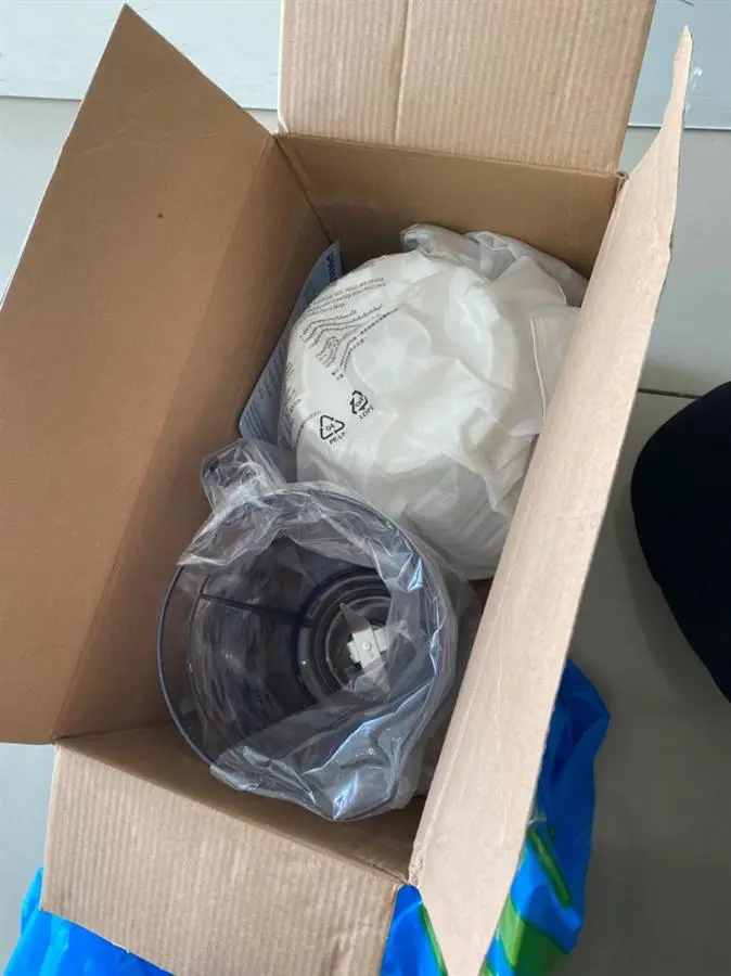 Khách hàng review Máy xay sinh tố Philips HR2051 Trắng xám 2
