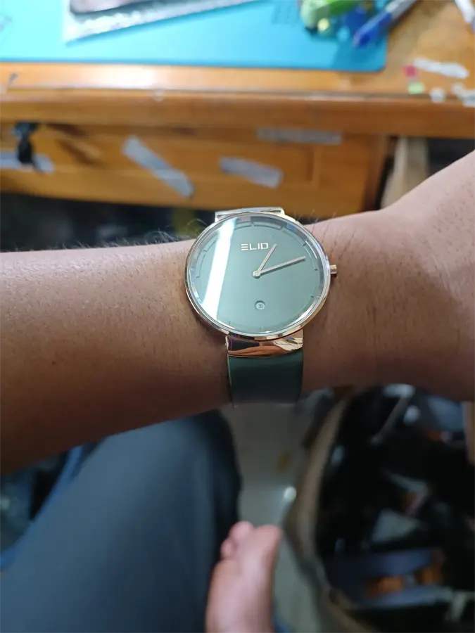 Khách hàng review Đồng hồ ELIO 40 mm Nam EL066-01 1