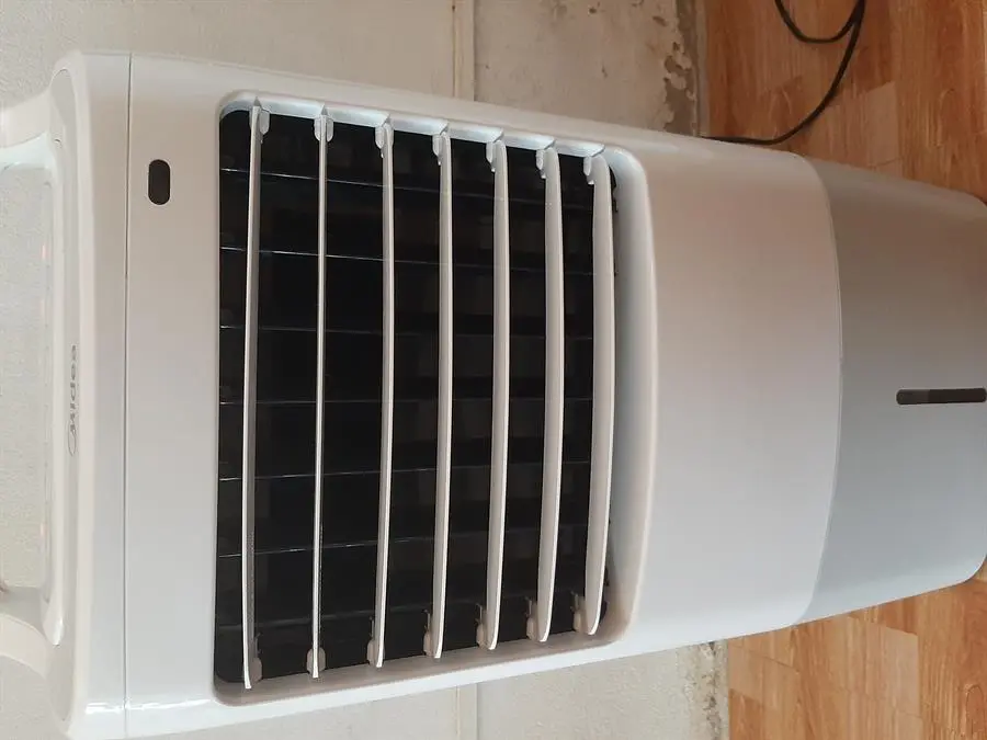 Khách hàng review Quạt điều hòa Midea AC120-16AR 60W 17