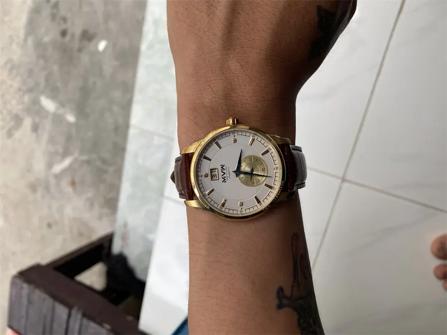 Khách hàng review Đồng hồ MVW 42 mm Nam ML048-01 3