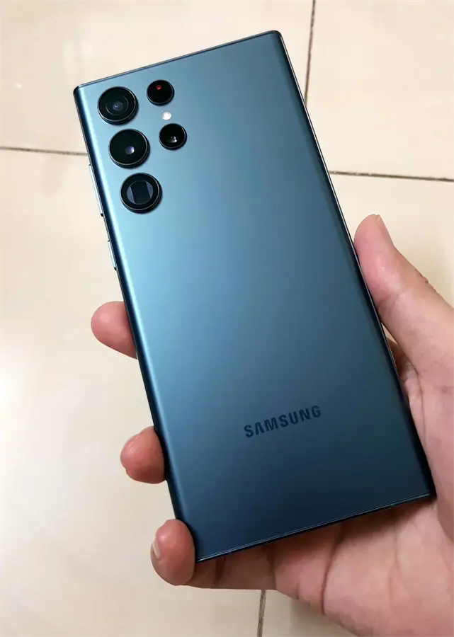 Khách hàng review Điện thoại Samsung Galaxy S22 Ultra 5G 256GB 9