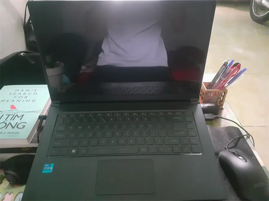 Khách hàng review Laptop MSI Modern 15 A11MU i5 1155G7/8GB/512GB/Túi/Chuột/Win10 (680VN) 7