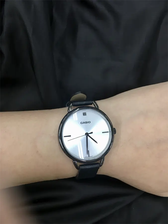 Khách hàng review Đồng hồ CASIO 34 mm Nữ LTP-E415GRL-1CDF 1