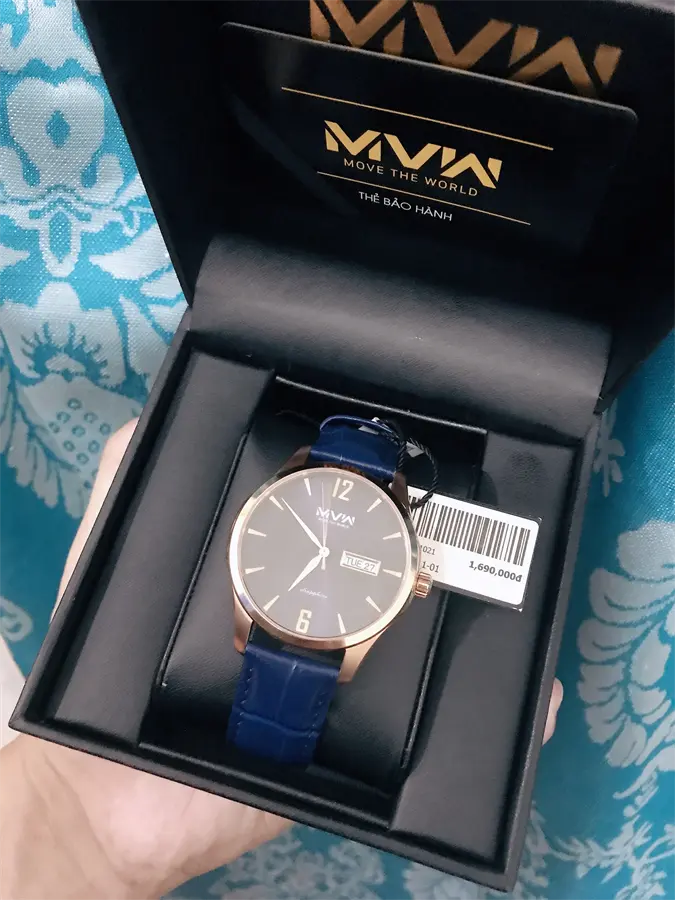 Khách hàng review Đồng hồ MVW 42 mm Nam ML061-01 6