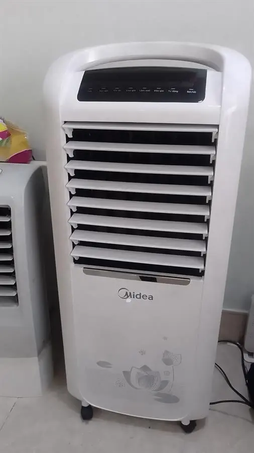 Khách hàng review Quạt điều hòa Midea AC200-19WV 100W 11