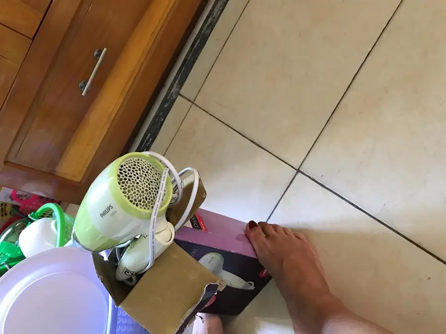 Khách hàng review Máy sấy tóc Philips BHC015 4