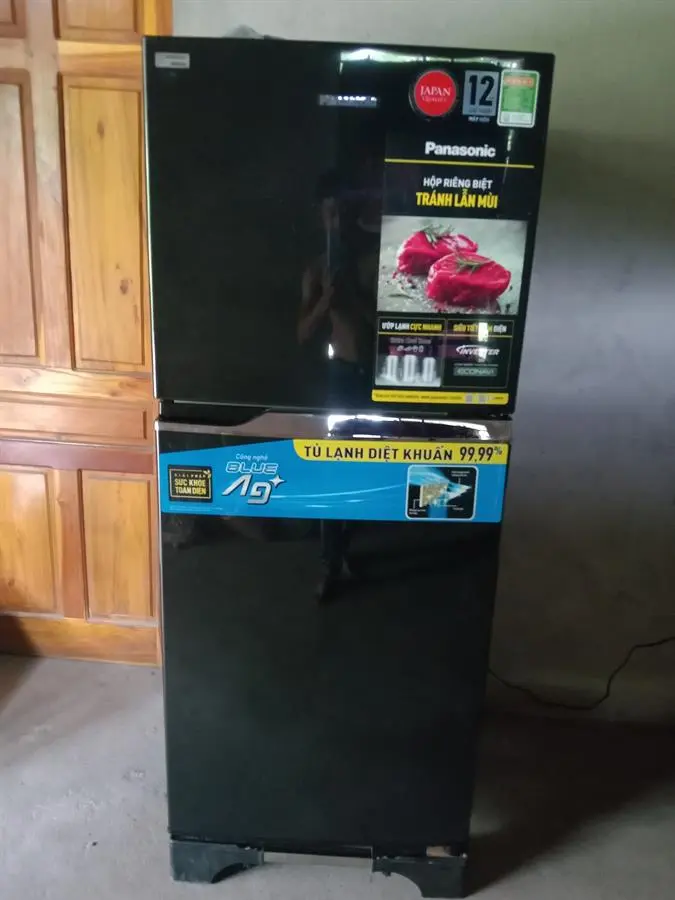 Khách hàng review Tủ lạnh Panasonic Inverter 234 lít NR-TV261BPKV 44