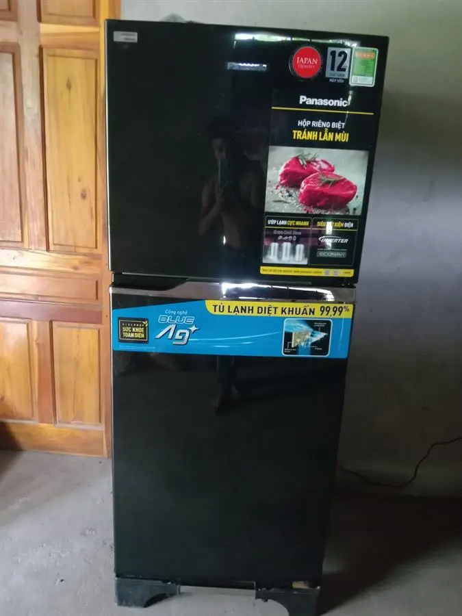 Khách hàng review Tủ lạnh Panasonic Inverter 234 lít NR-TV261BPKV 43
