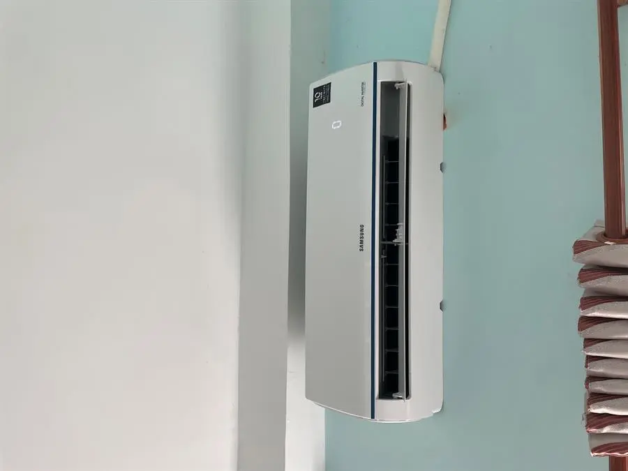 Khách hàng review Máy lạnh Samsung Inverter 1 HP AR09TYHQASINSV 68