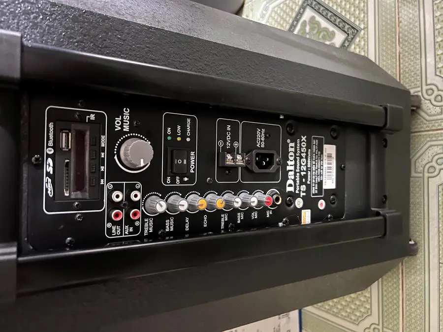 Khách hàng review Loa kéo karaoke Dalton TS-12G450X 500W 9