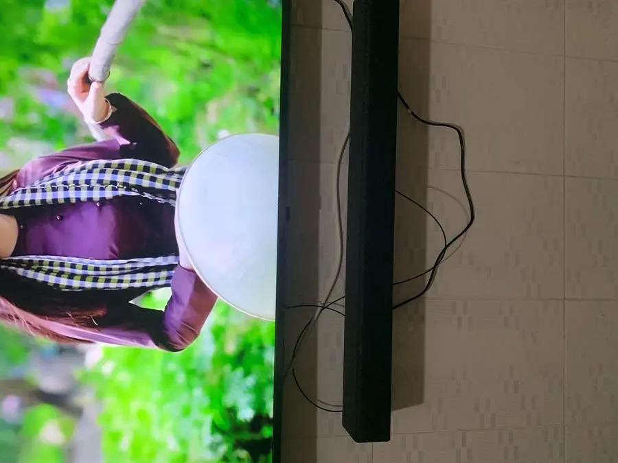 Khách hàng review Loa thanh LG SP2 100W 11