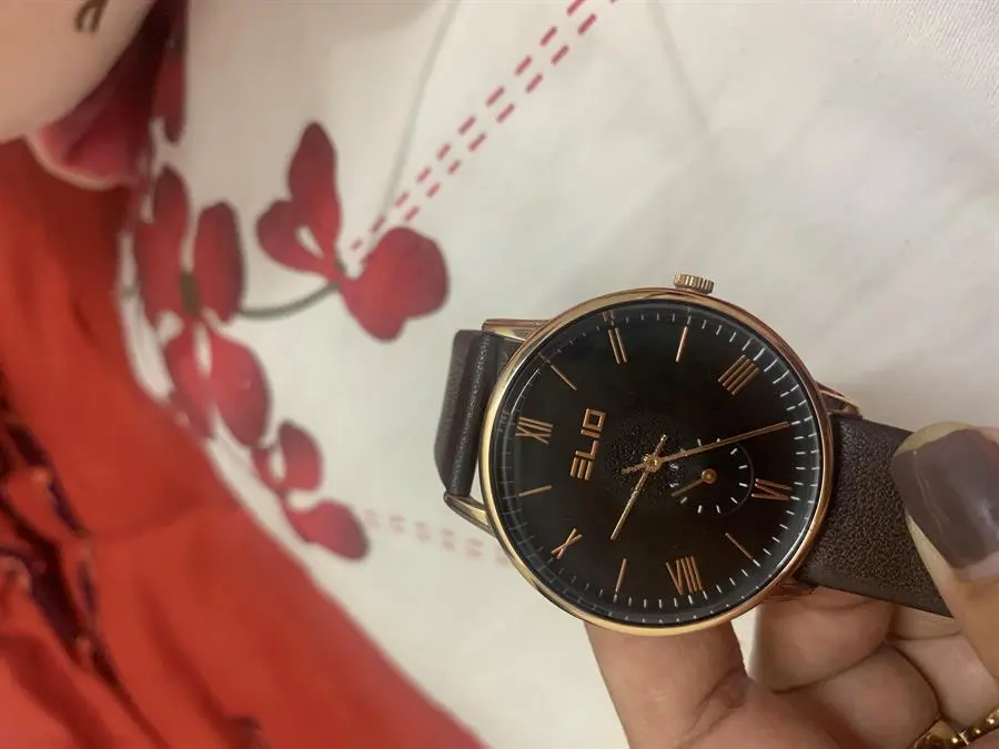 Khách hàng review Đồng hồ ELIO 40 mm Nam EL072-01 5