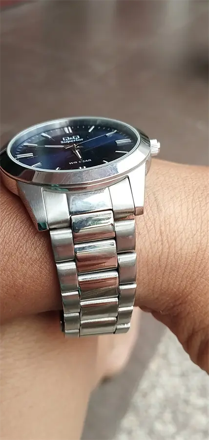 Khách hàng review Đồng hồ Q 3
