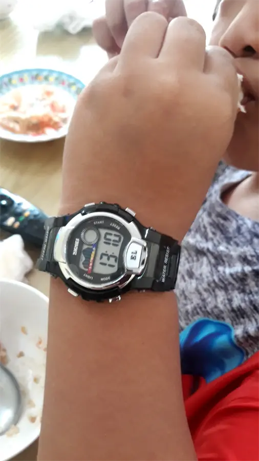 Khách hàng review Đồng hồ SKMEI 38 mm Trẻ em SK-1450 1
