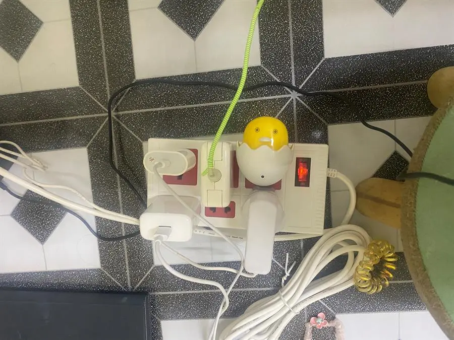 Khách hàng review Ổ cắm điện Điện Quang 6 lỗ 5m ECO ĐQ ESK 5WR 6ECO 7