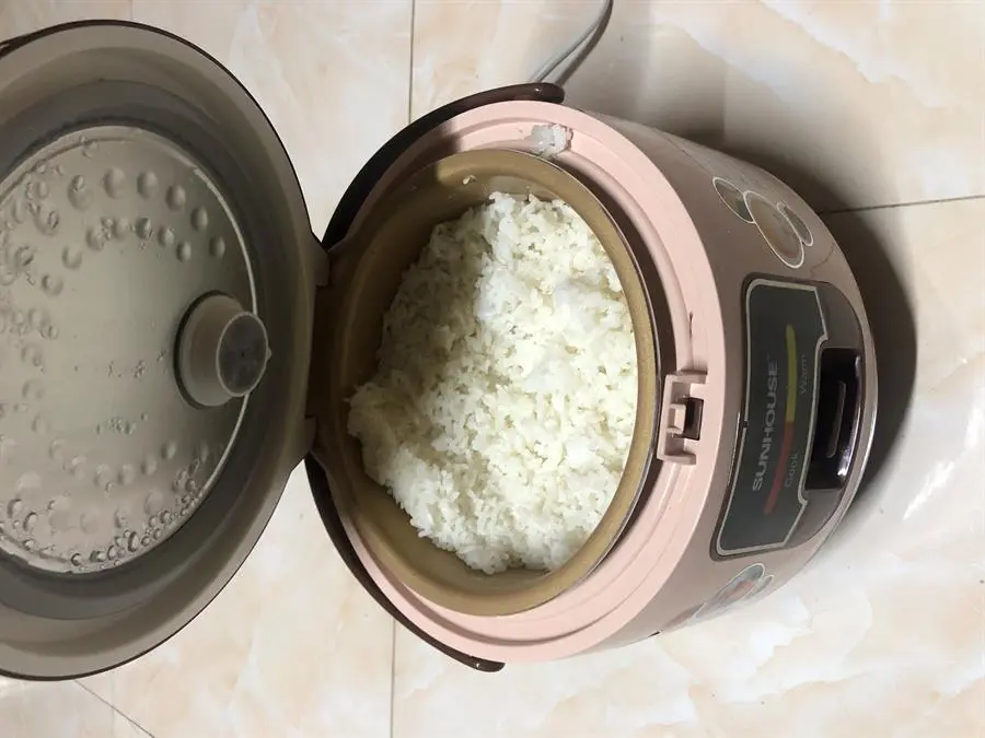 Khách hàng review Nồi cơm nắp gài Sunhouse 1 lít SHD8208C 19