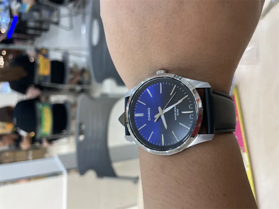 Khách hàng review Đồng hồ CASIO 42 mm Nam MTP-E180L-2AVDF 1