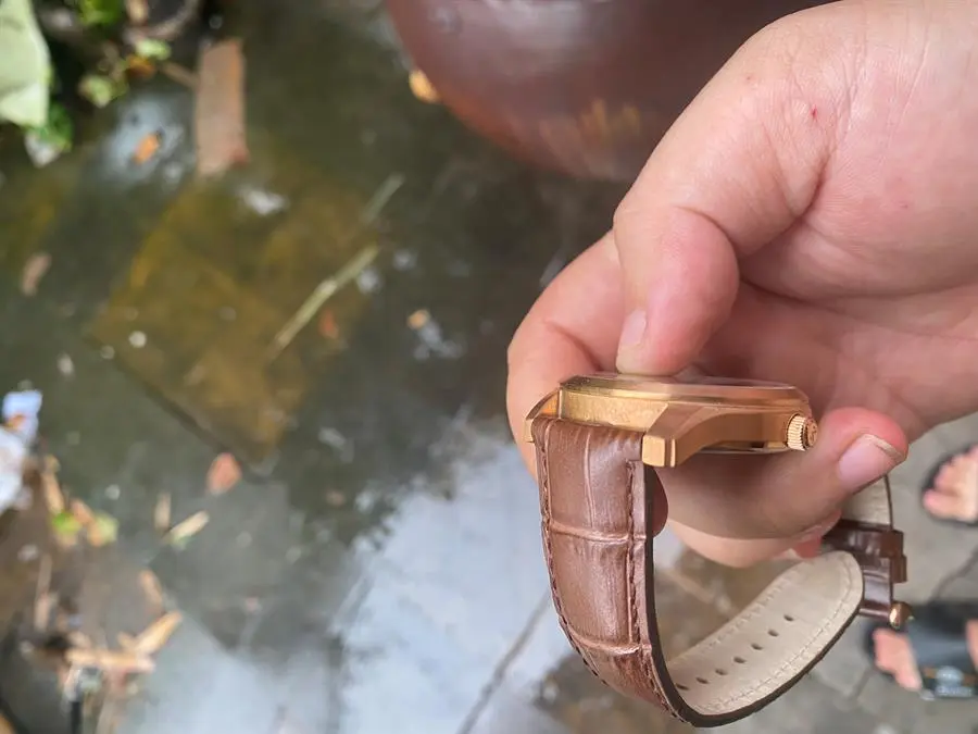 Khách hàng review Đồng hồ MVW 40 mm Nam ML037-01 6