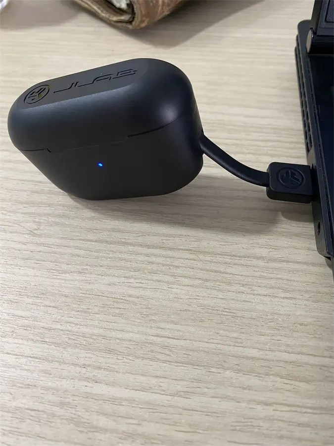 Khách hàng review Tai nghe Bluetooth True Wireless JLab GO Air POP 1