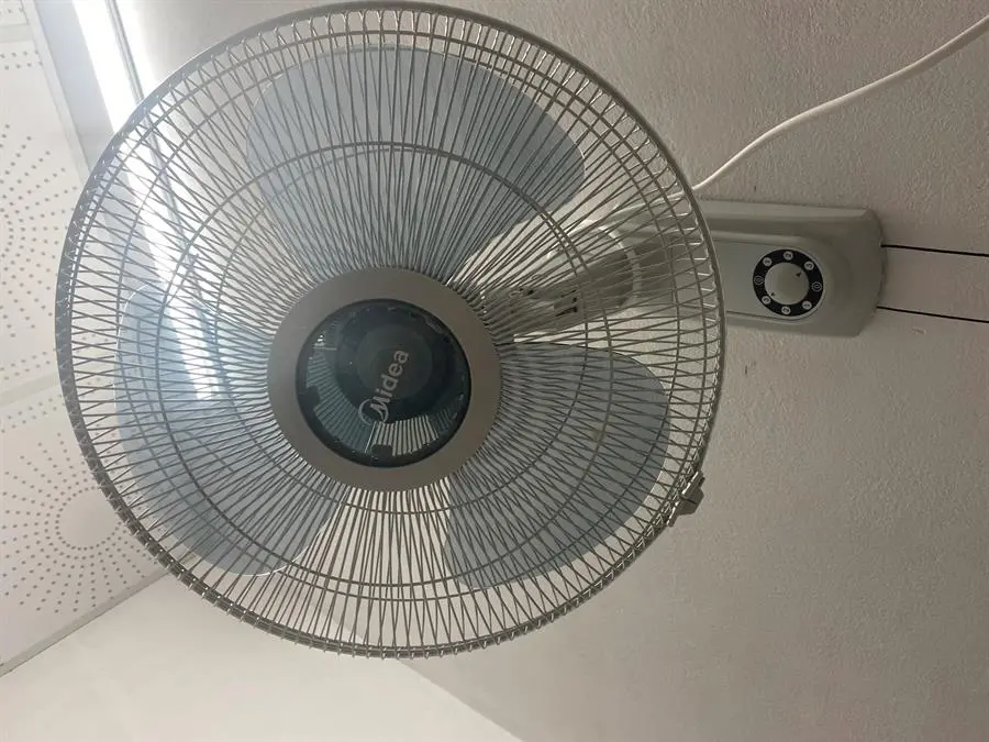 Khách hàng review Quạt treo tường Midea 3 cánh FW40-6H 55W 6