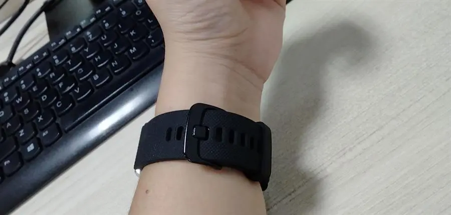 Khách hàng review Đồng hồ ELIO 40 mm Nam EL051-01 2