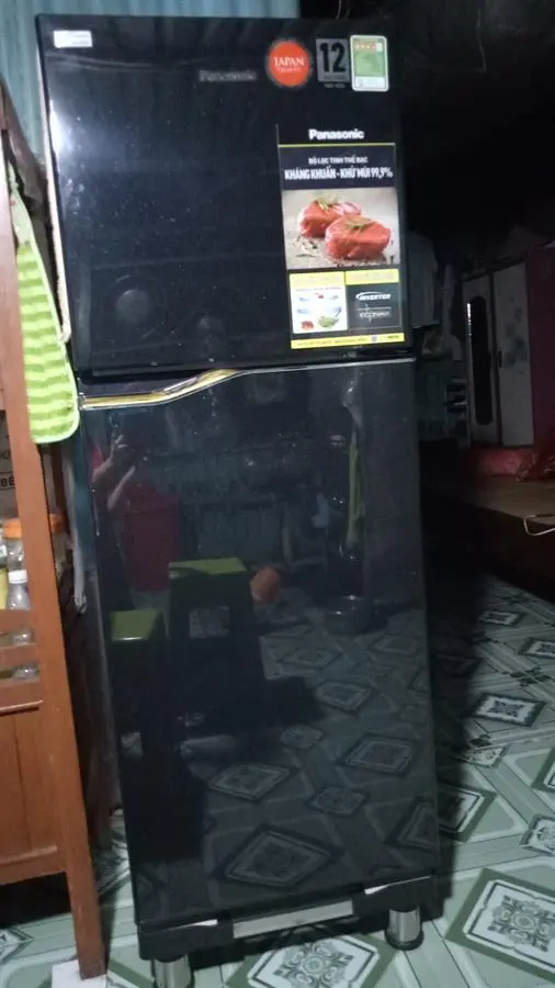 Khách hàng review Tủ lạnh Panasonic Inverter 188 lít NR-BA229PKVN 70