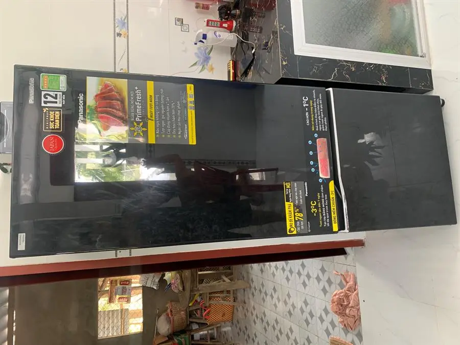 Khách hàng review Tủ lạnh Panasonic Inverter 322 lít NR-BC360QKVN 23