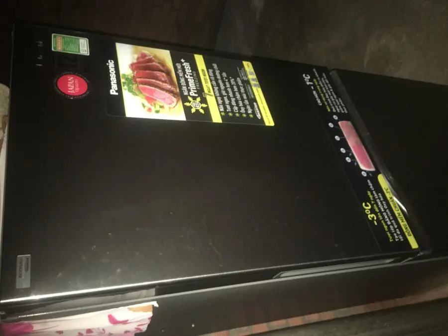 Khách hàng review Tủ lạnh Panasonic Inverter 255 lít NR-BV280QSVN 16