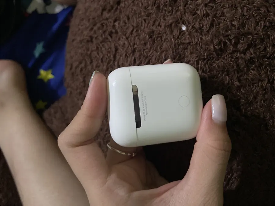 Khách hàng review Tai nghe Bluetooth AirPods 2 Lightning Charge Apple MV7N2 32