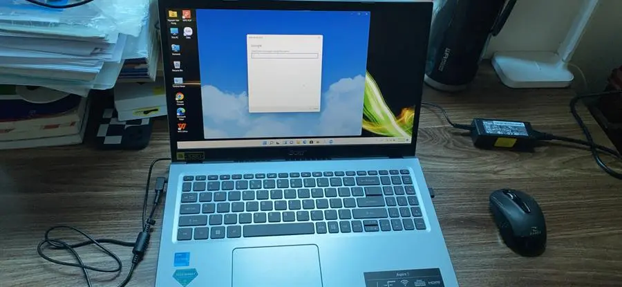 Khách hàng review Laptop Acer Aspire 3 A315 58 358E i3 1115G4/8GB/512GB/Win11 (NX.ADDSV.00F) 1