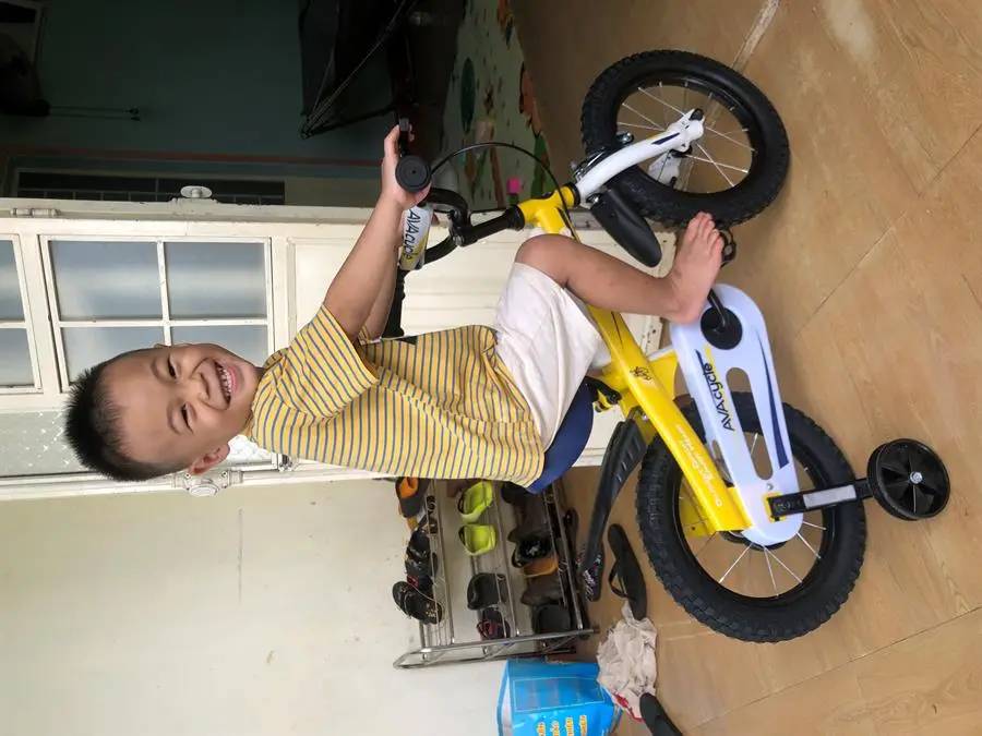 Khách hàng review Xe Đạp Trẻ Em AVACycle Knight JY903-14 14 inch 3