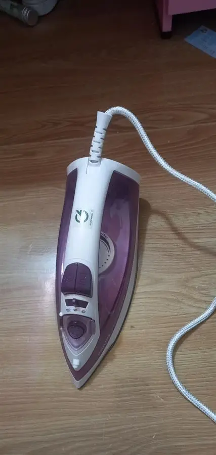 Khách hàng review Bàn ủi hơi nước Philips GC1426/39 1400W 2