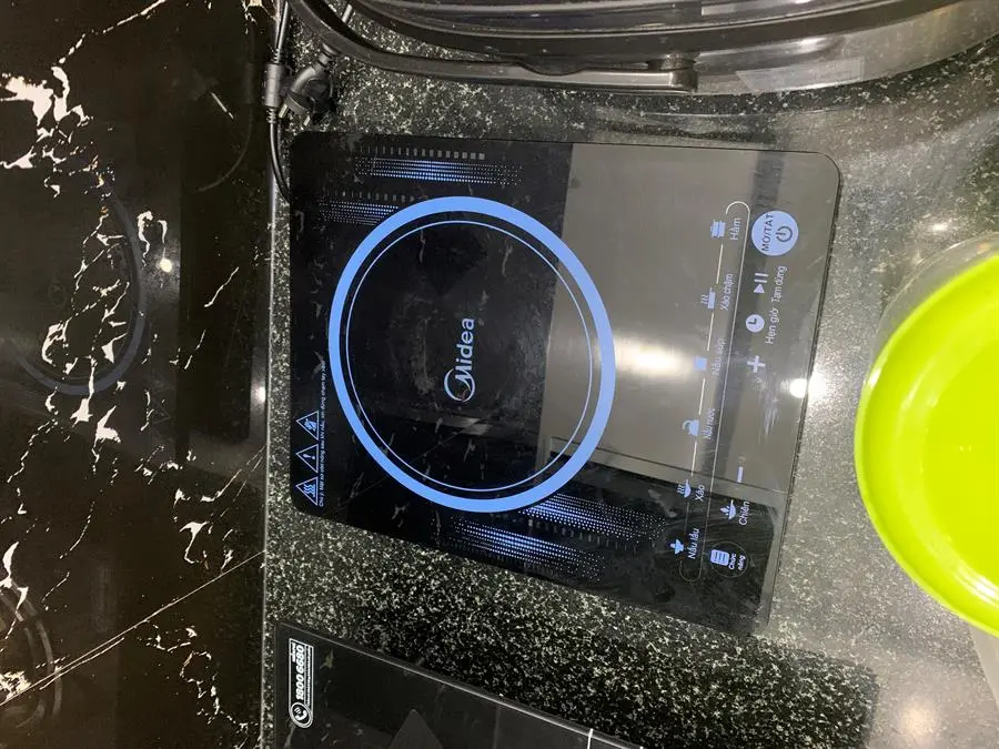 Khách hàng review Bếp từ Midea MI-T2117DC(C) 6
