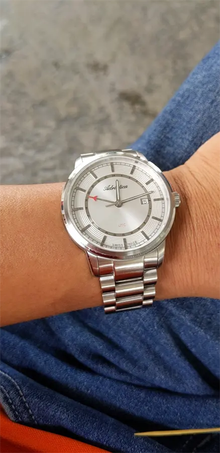 Khách hàng review Đồng hồ ADRIATICA 43 mm Nam A8307.5113Q 1