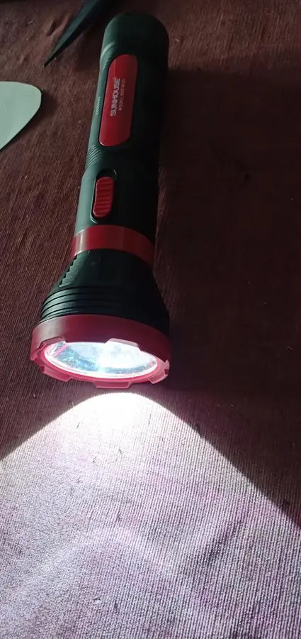 Khách hàng review Đèn pin sạc Sunhouse SHE-4131 1