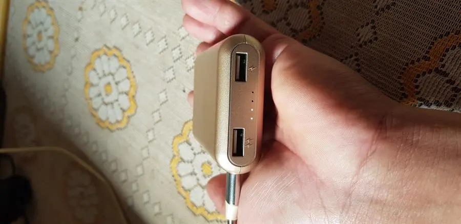 Khách hàng review Pin sạc dự phòng 7.500 mAh AVA LA 10K-1 6