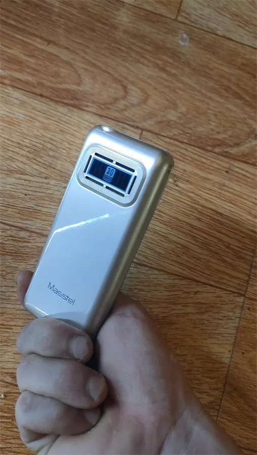 Khách hàng review Điện thoại Masstel IZI 55 4G 11