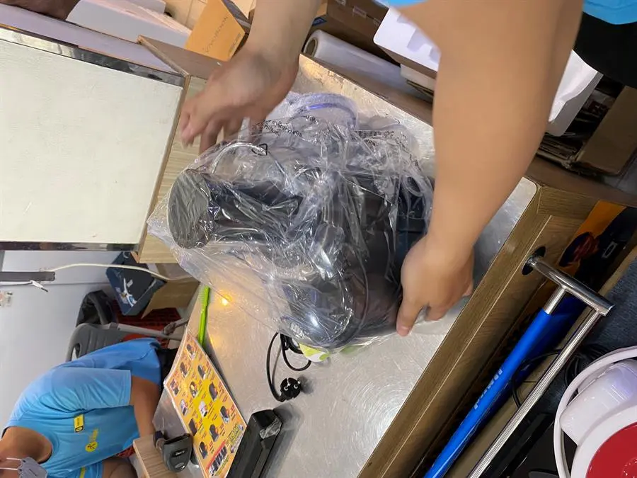 Khách hàng review Máy ép trái cây BlueStone JEB 6535 3