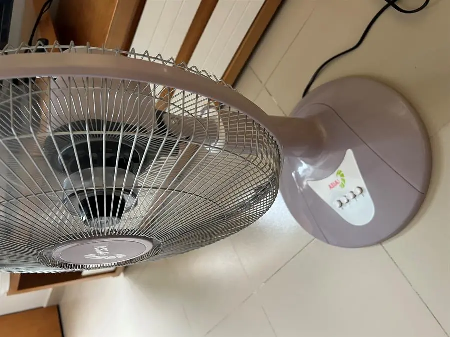 Khách hàng review Quạt lửng Asia 3 cánh VY358990 55W 10