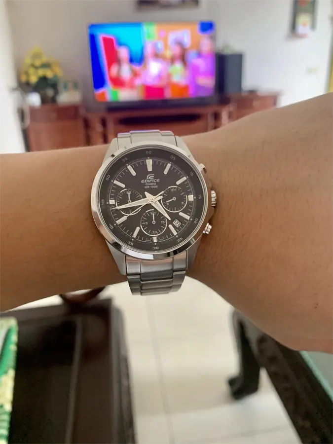 Khách hàng review Đồng hồ EDIFICE CASIO 40 mm Nam EFR-527D-1AVUDF 4
