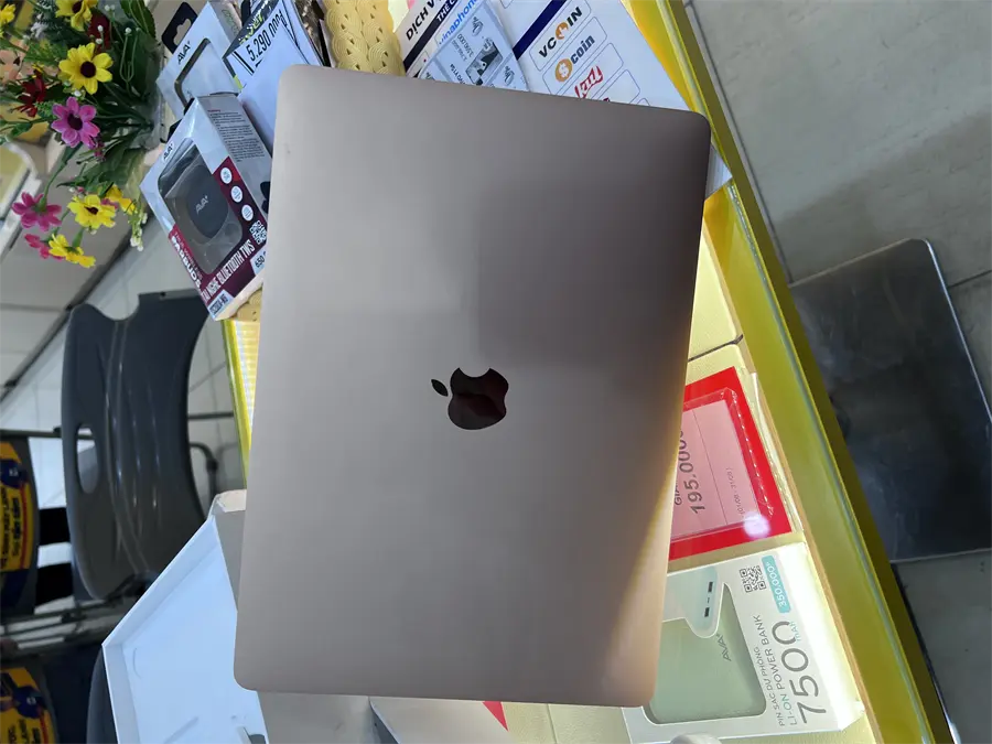 Khách hàng review Laptop MacBook Air 13 inch M1 8GB/256GB (MGN63SA/A) 19