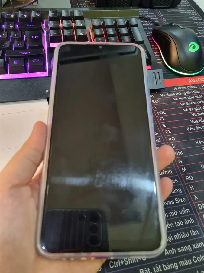 Khách hàng review Điện thoại Samsung Galaxy A03 4GB 4