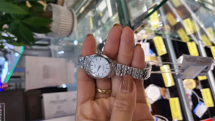 Khách hàng review Đồng hồ CASIO Timeless 26 mm Nữ LTP-1129A-7ARDF 2