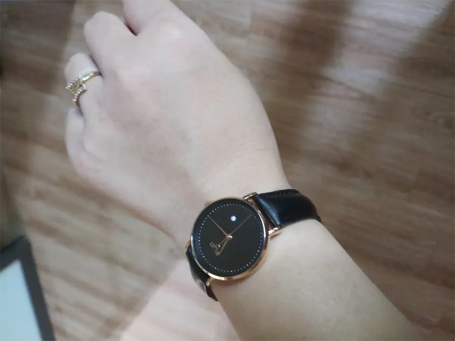 Khách hàng review Đồng hồ ELIO 29 mm Nữ EL061-02 2