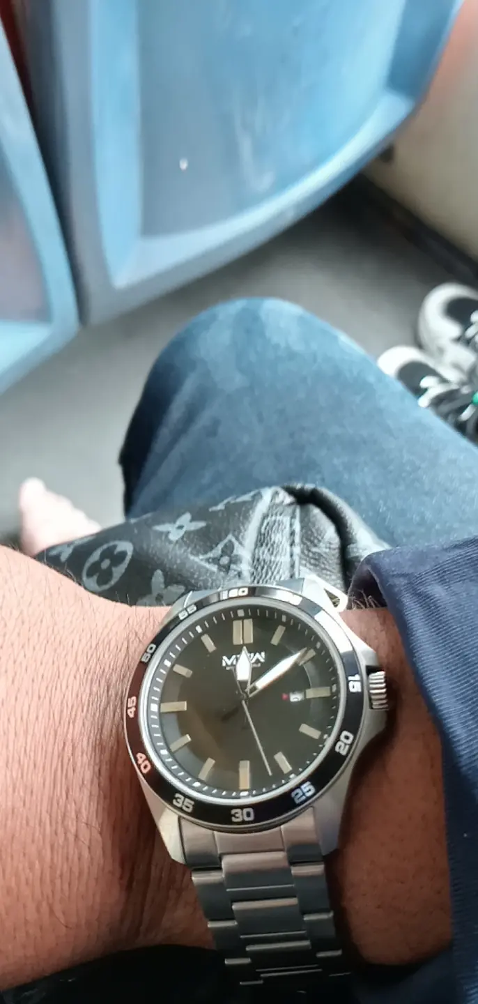 Khách hàng review Đồng hồ MVW 43 mm Nam MS056-01 4