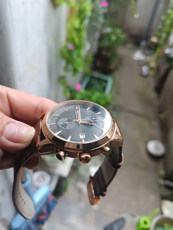 Khách hàng review Đồng hồ MVW 44 mm Nam ML041-01 3