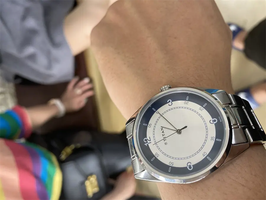 Khách hàng review Đồng hồ TITAN 38 mm Nam 1729SM04 1