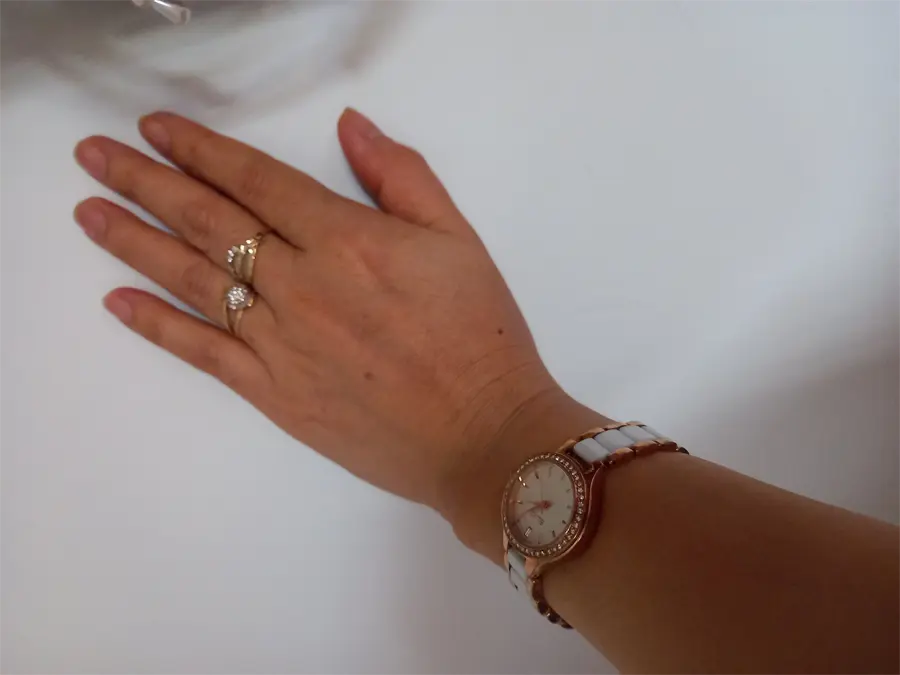 Khách hàng review Đồng hồ ELIO Nàng Thơ 26 mm Nữ ES029-01 6